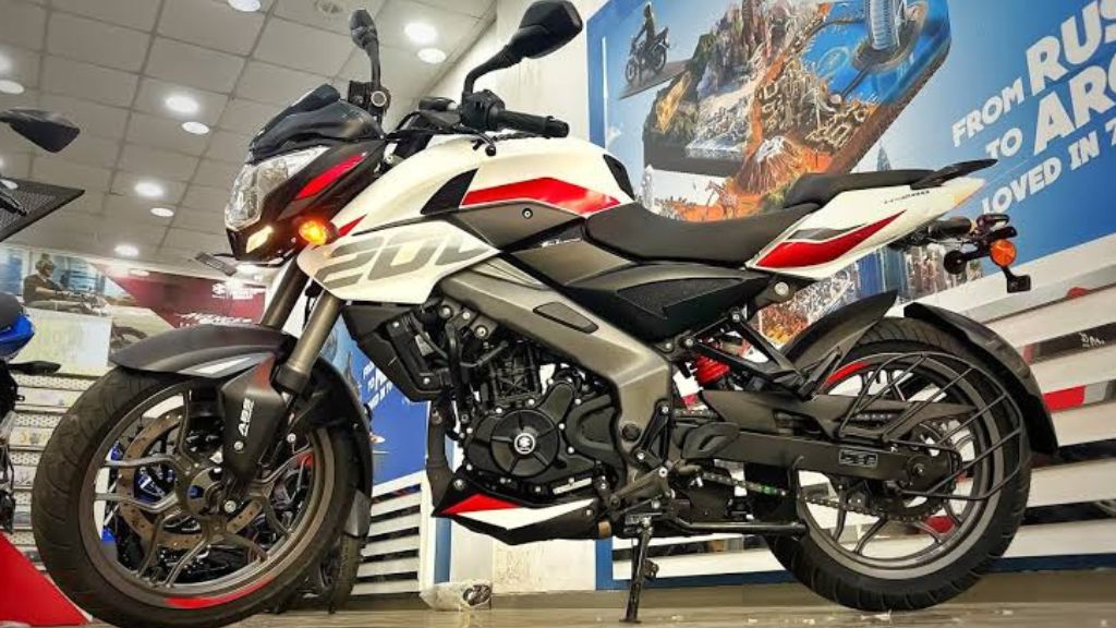 Bajaj Pulsar NS200 Bajaj Pulsar NS200