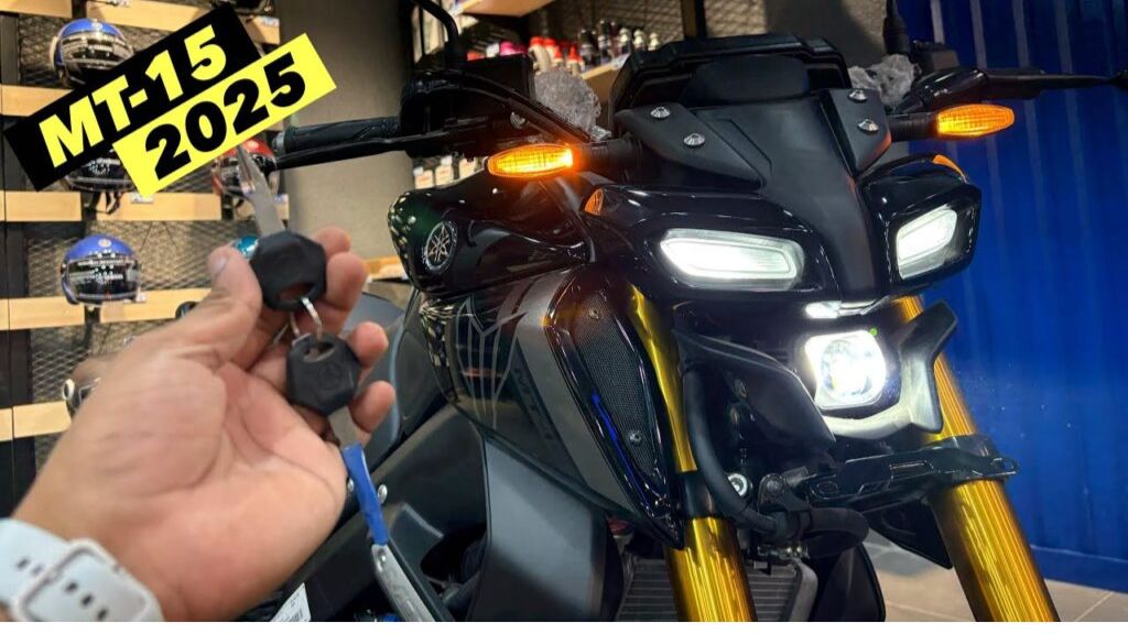Yamaha MT-15 4V bike