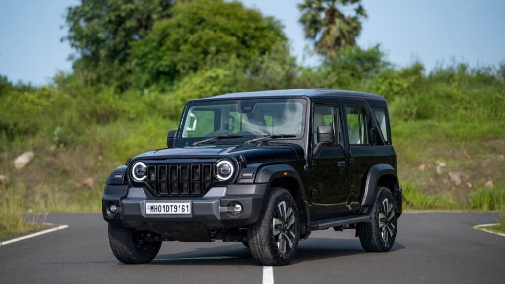 Mahindra Thar Rocks: फेमिली कंफर्ट और स्टाइलिश लुक के साथ थार ने की वापसी। Mahindra Thar Rocks: फेमिली कंफर्ट और स्टाइलिश लुक के साथ थार ने की वापसी।