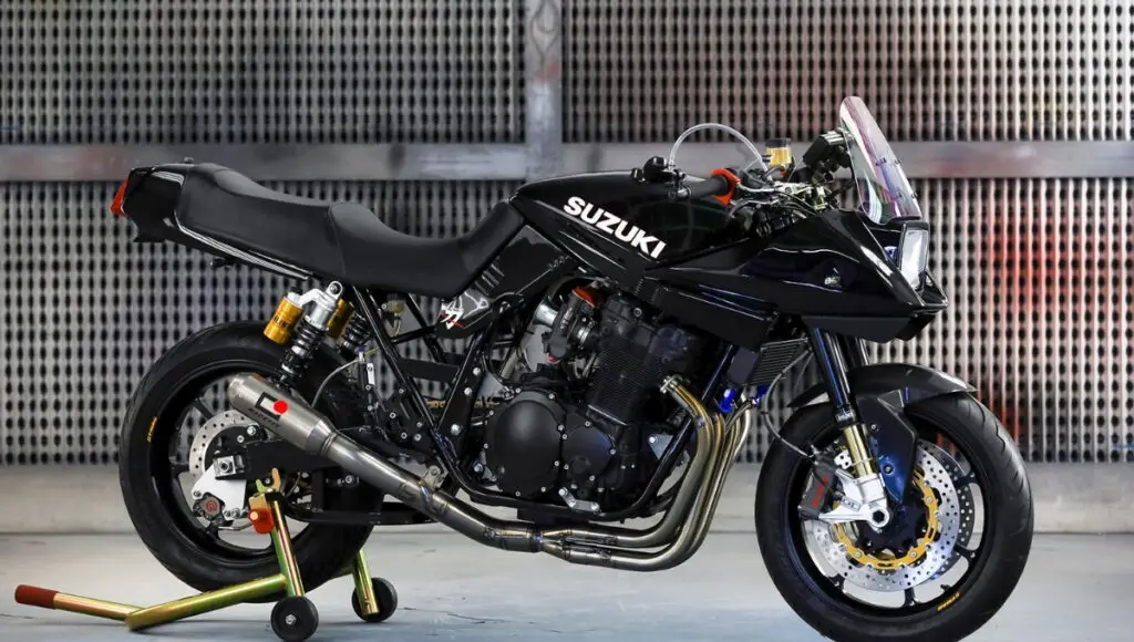 Suzuki Katana भारत में हुई लांच, 1000cc का मिल रहा है जबरदस्त इंजन, कीमत सुन उड़ जायेंगे होश। Suzuki Katana भारत में हुई लांच, 1000cc का मिल रहा है जबरदस्त इंजन, कीमत सुन उड़ जायेंगे होश।