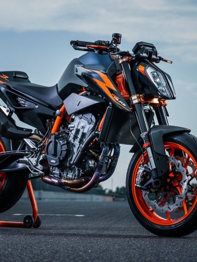 KTM 890 Duke R पावरफुल इंजन और दमदार पावर के साथ