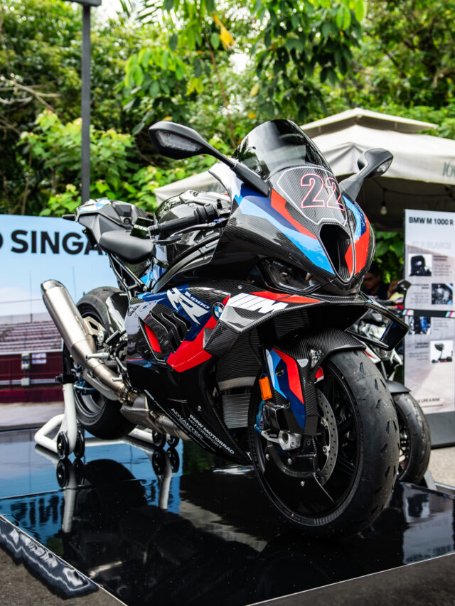 BMW M 1000 R: रफ्तार, लक्ज़री