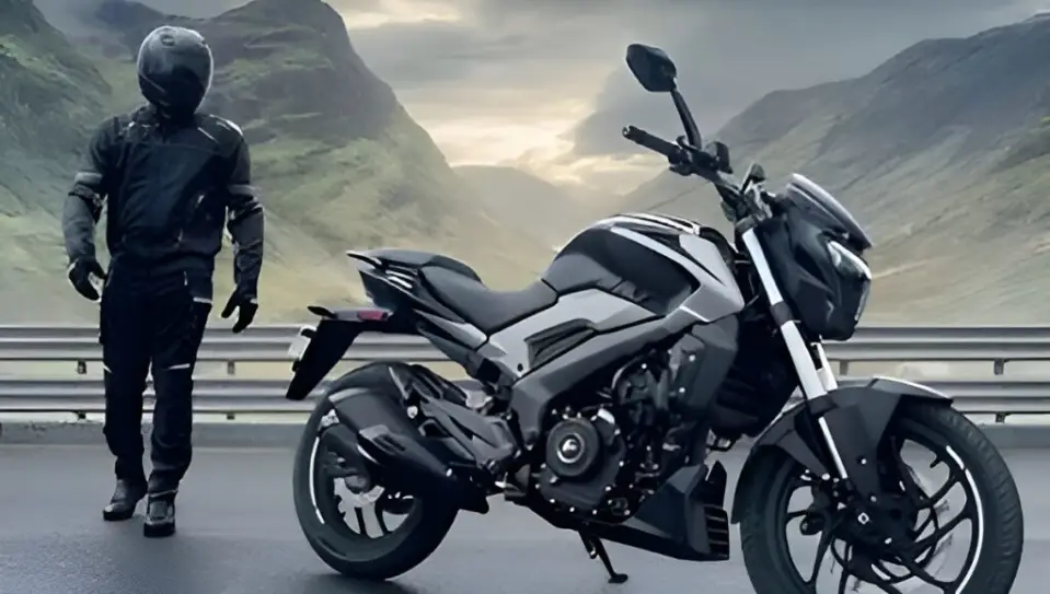 Bajaj Dominar 250: 1.92 लाख रुपए देकर घर ले आए शानदार बाइक।