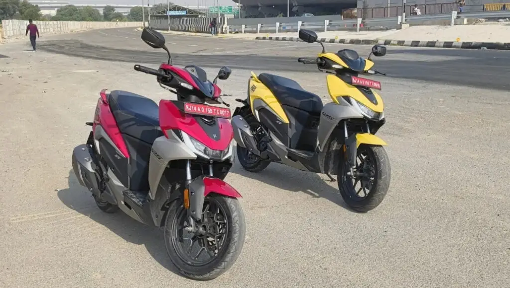 Hero Zoom 125: स्पोर्टी लुक में दमदार इंजन के साथ हीरो ने की वापसी। Hero Zoom 125: स्पोर्टी लुक में दमदार इंजन के साथ हीरो ने की वापसी।