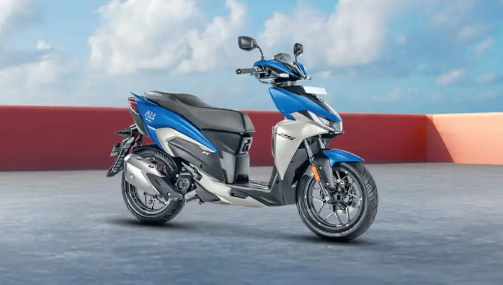 Hero Zoom 125: स्पोर्टी लुक में दमदार इंजन के साथ हीरो ने की वापसी। Hero Zoom 125: स्पोर्टी लुक में दमदार इंजन के साथ हीरो ने की वापसी।