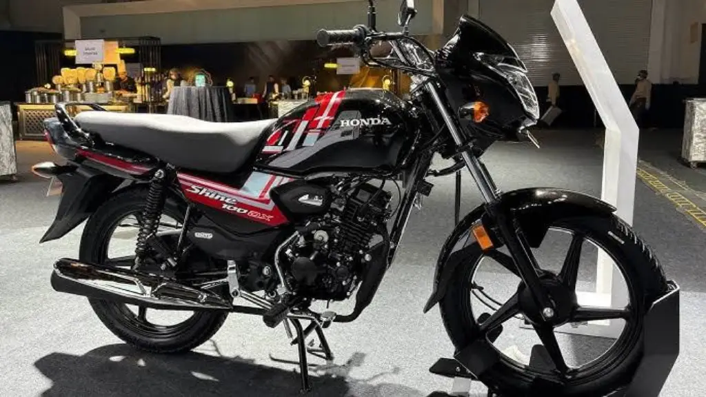 Hero का खत्म कर देंगी Honda DX 100, कीमत के साथ माइलेज भी बेहतर। Hero का खत्म कर देंगी Honda DX 100, कीमत के साथ माइलेज भी बेहतर।
