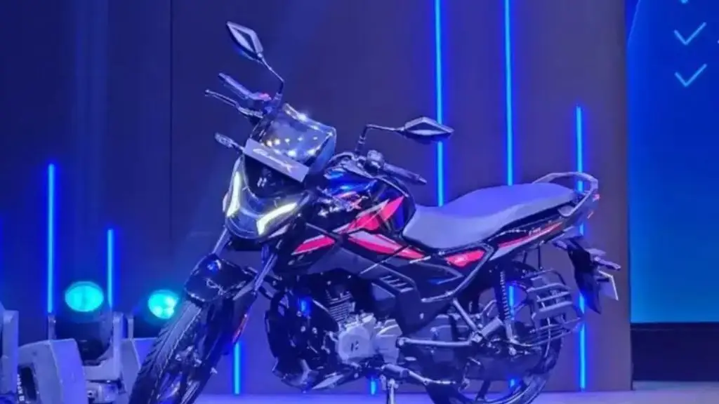 2025 Hero Glamour X 125 आ गई है स्पोर्टी लुक में, मिल रहे है क्रूज कंट्रोल जैसे फिचर्स भी। 2025 Hero Glamour X 125 आ गई है स्पोर्टी लुक में, मिल रहे है क्रूज कंट्रोल जैसे फिचर्स भी।