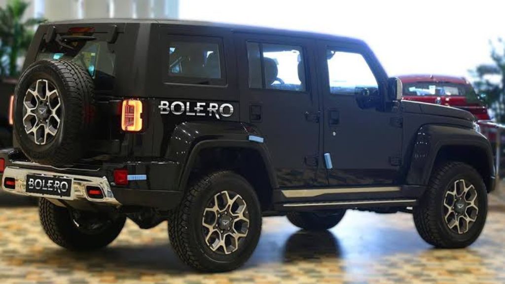 क्लासिक लुक में New Bolero ने मचाया कोहराम, इंजन है इतना शक्तिशाली। क्लासिक लुक में New Bolero ने मचाया कोहराम, इंजन है इतना शक्तिशाली।