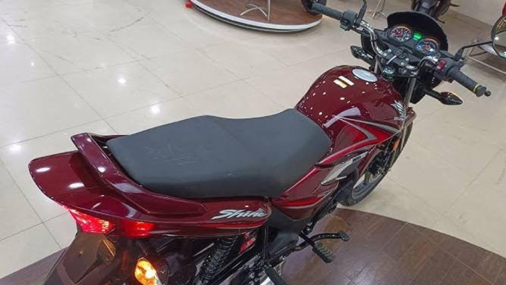 New Honda Shine अब 125सीसी सेगमेंट में बेहतर साबित हुई, कीमत है इतनी। New Honda Shine अब 125सीसी सेगमेंट में बेहतर साबित हुई, कीमत है इतनी।