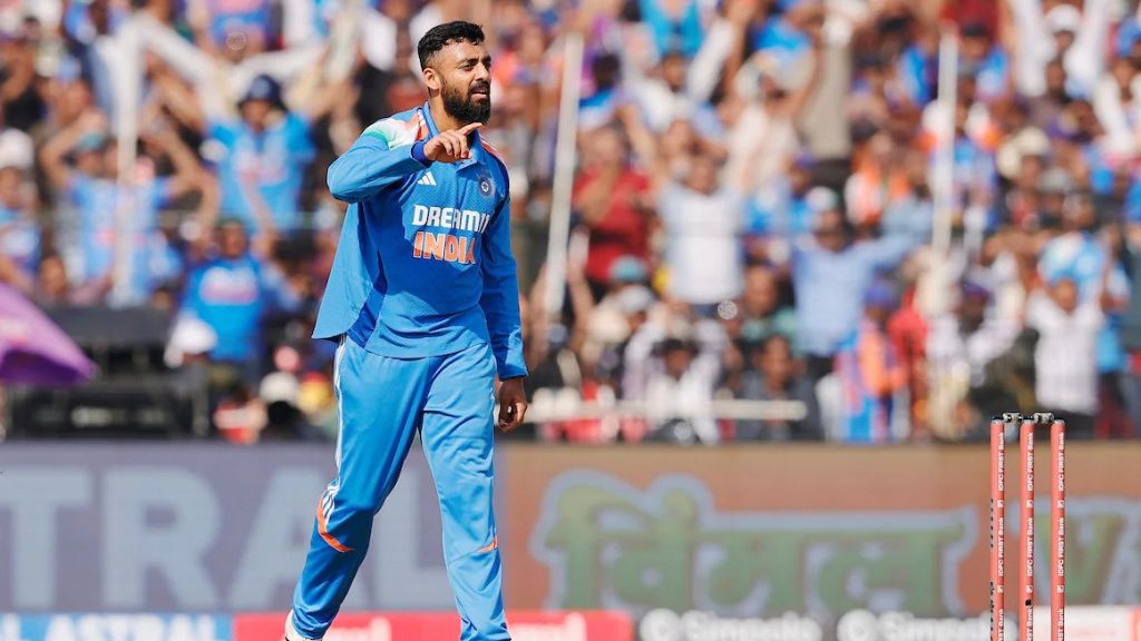 varun chakravarthy net worth 2025