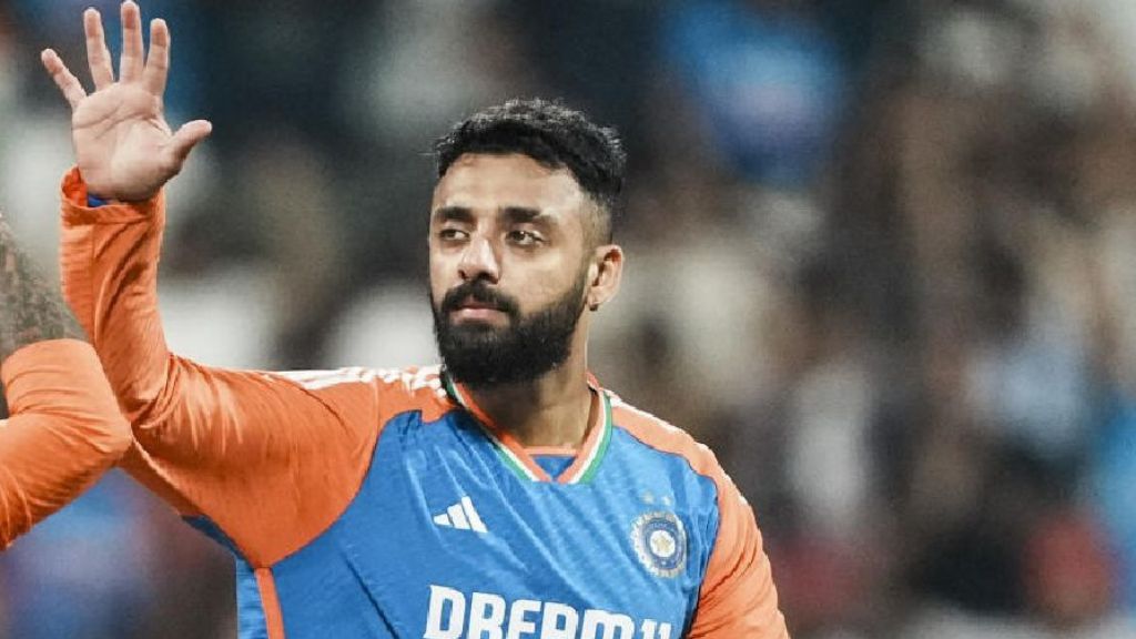 varun chakravarthy net worth