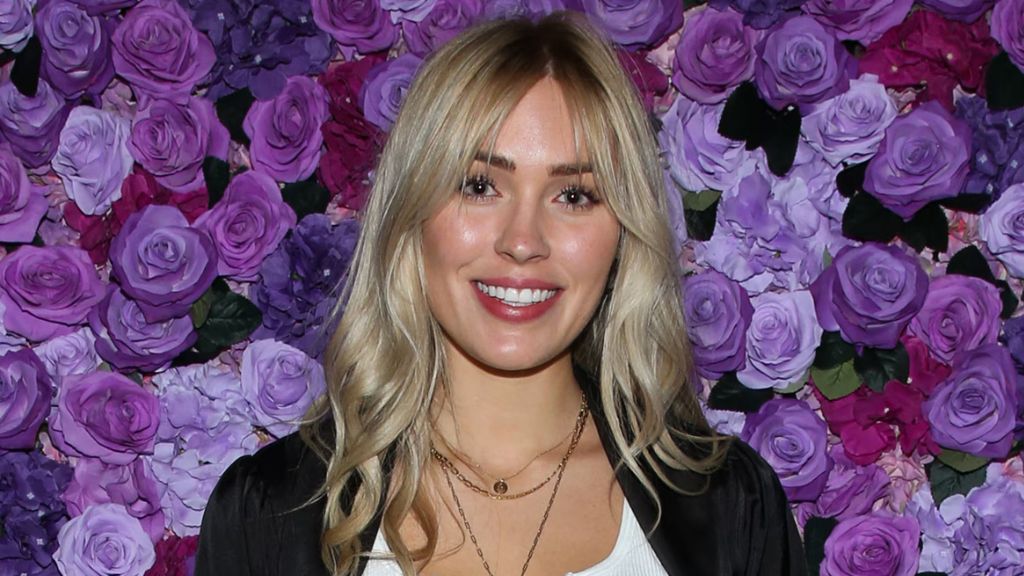 cassie randolph net worth