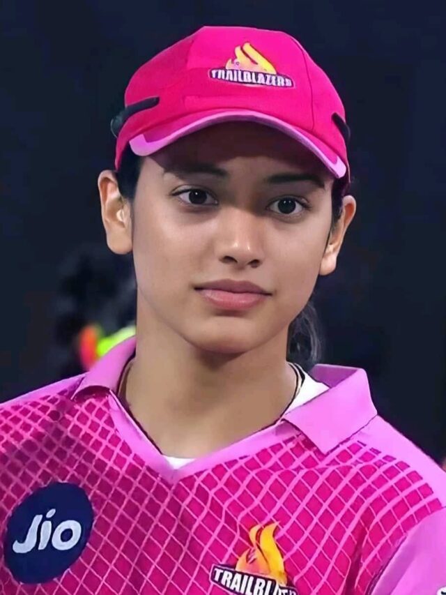 Smriti Mandhana: The Elegant Left-Handed Star of Indian Women’s Cricket