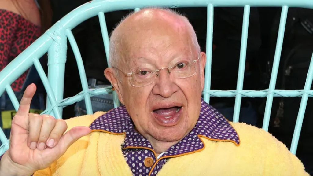 eduardo manzano net worth