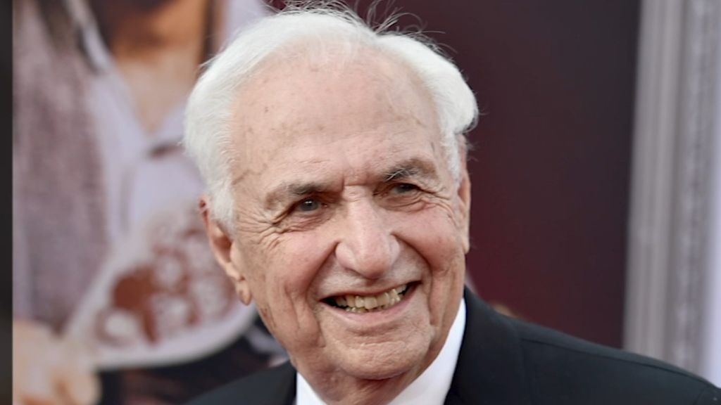 frank gehry net worth