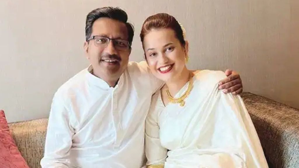 ias tina dabi husband