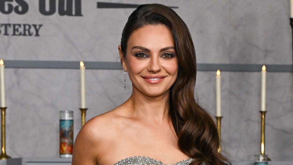 mila kunis net worth