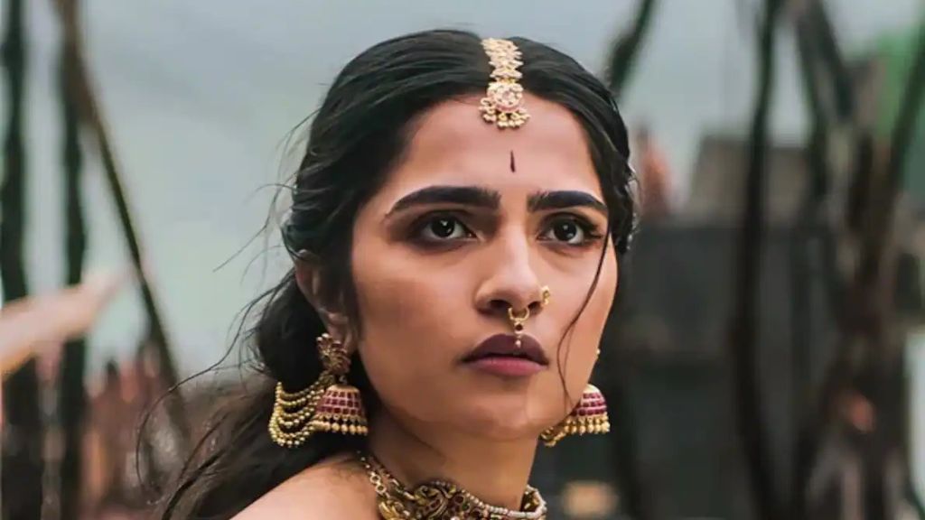 rukmini vasanth kantara