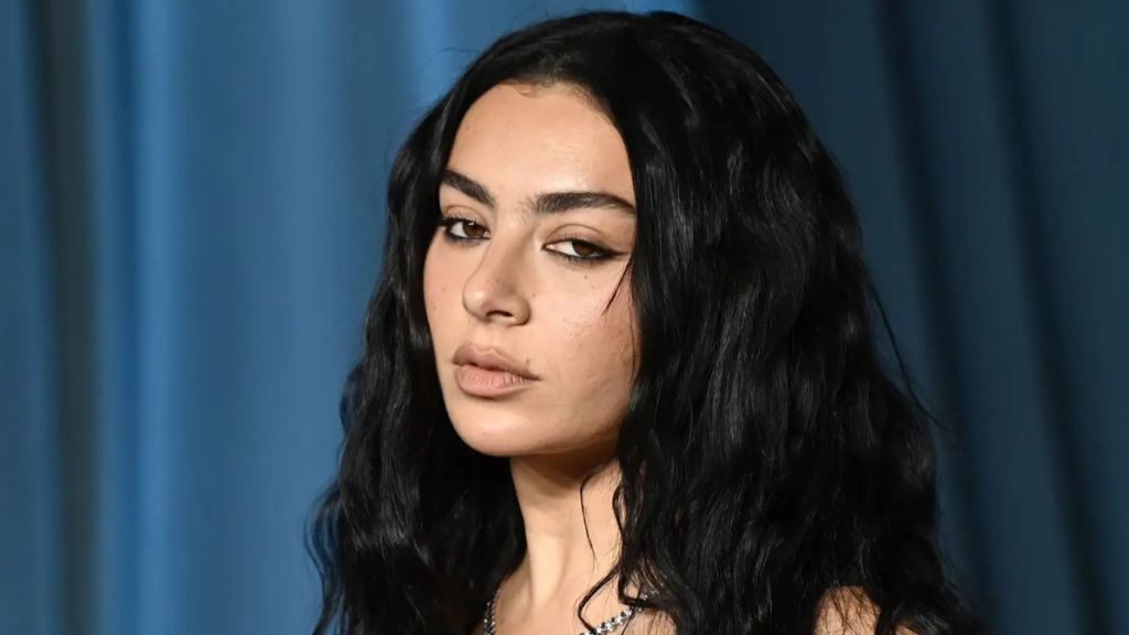 charli xcx net worth