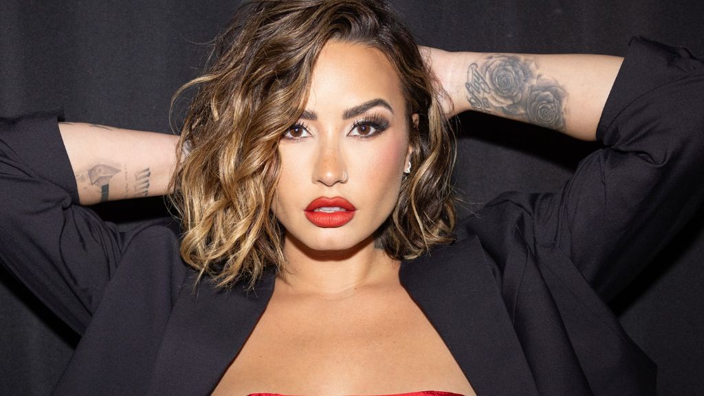 demi lovato sister